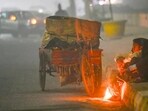 A thick blanket of fog envelops Delhi-NCR. (Sunil Ghosh/ HT Photo) A thick blanket of fog envelops Delhi-NCR. (Sunil Ghosh/ HT Photo)