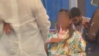 Deedy Das shared a video of an Indian woman who sang loudly during a quiet cruise. (X/@deedydas) Deedy Das shared a video of an Indian woman who sang loudly during a quiet cruise. (X/@deedydas)