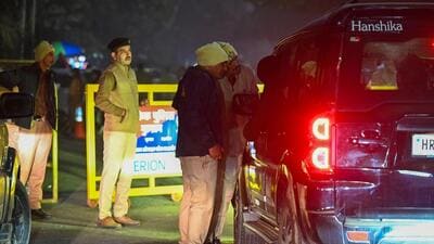Most of these violators were caught while returning to their homes after partying at various locations in the both the cities. (Parveen Kumar/HT) Most of these violators were caught while returning to their homes after partying at various locations in the both the cities. (Parveen Kumar/HT)