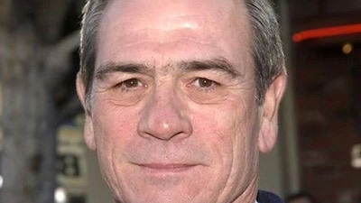 Tommy Lee Jones' daughter, Victoria, has passed away at 34. (X) Tommy Lee Jones' daughter, Victoria, has passed away at 34. (X)