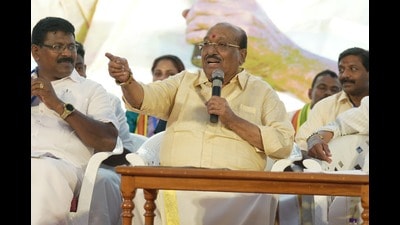 Natesan claimed that the SNDP has only one unaided college in Malappuram district and questioned the IUML on whether it carried out social justice in the district while being in power. (HT) Natesan claimed that the SNDP has only one unaided college in Malappuram district and questioned the IUML on whether it carried out social justice in the district while being in power. (HT)
