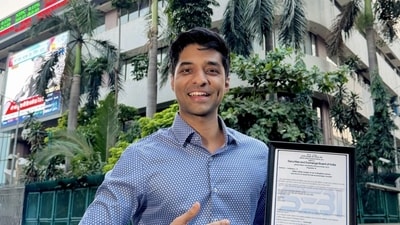 Sharan Hegde reveals how he saved big while buying a luxury car. (Instagram/@financewithsharan) Sharan Hegde reveals how he saved big while buying a luxury car. (Instagram/@financewithsharan)