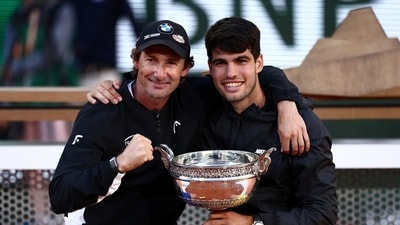 Carlos Alcaraz celebrates with ex-coach Juan Carlos Ferrero after winning a Grand Slam title. (REUTERS)