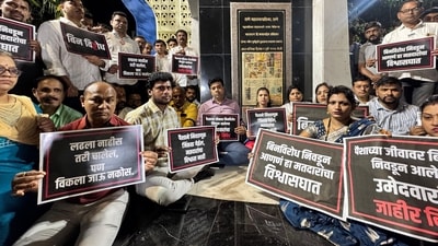 After the Shiv Sena (Shinde faction) candidate was elected unopposed in the Thane Municipal Corporation elections, the Thane MNS staged a protest at Court Naka, alleging irregularities in the process. (HT Photo/Praful Gangurde ) After the Shiv Sena (Shinde faction) candidate was elected unopposed in the Thane Municipal Corporation elections, the Thane MNS staged a protest at Court Naka, alleging irregularities in the process. (HT Photo/Praful Gangurde )