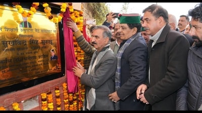 With the focus on improving education, chief minister Sukhvinder Singh Sukhu has directed senior officers of all districts to actively implement the ‘Apna Vidyalaya–Himachal School Adoption Programme’ in a virtual meeting with deputy commissioner late Friday evening. (Deepak Sansta/HT Photo) With the focus on improving education, chief minister Sukhvinder Singh Sukhu has directed senior officers of all districts to actively implement the ‘Apna Vidyalaya–Himachal School Adoption Programme’ in a virtual meeting with deputy commissioner late Friday evening. (Deepak Sansta/HT Photo)