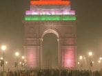 India Gate, amid a thick layer of toxic smog, is shrouded in fog. 