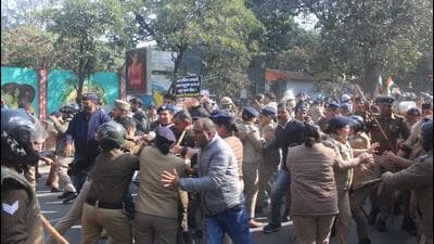 Barricades were erected at Hathibarkala on Sunday, escalating the situation into a confrontation between the protesters and police personnel Barricades were erected at Hathibarkala on Sunday, escalating the situation into a confrontation between the protesters and police personnel