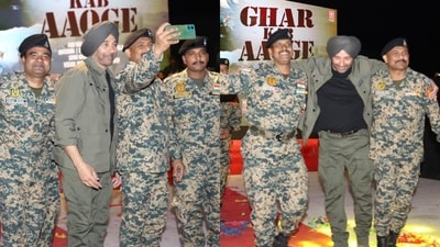 Sunny Deol bonding with BSF Jawans at Border 2 song launch event. Sunny Deol bonding with BSF Jawans at Border 2 song launch event.