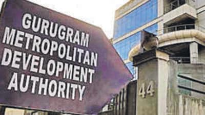 The work includes installation of road safety equipment, construction and repair of pedestrian footpaths, improvement of drainage systems to prevent waterlogging, and development of green spaces on both sides of the road. (HT Archive)