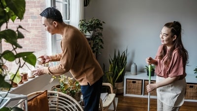 Doing household chores can help individuals lose nearly 400 calories every day, shares Priyank Mehta. (Pexel) Doing household chores can help individuals lose nearly 400 calories every day, shares Priyank Mehta. (Pexel)