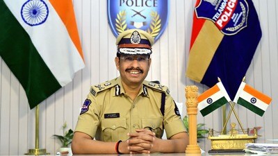 హైదరాబాద్ సీపీ సజ్జనార్ హైదరాబాద్ సీపీ సజ్జనార్