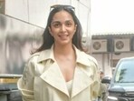 Kiara Advani radiated quiet luxury in an off‑white maxi dress. (Instagram/ Bollywood Celebrity Style, Voompla, Mj Vishal and The Photo Hunger)