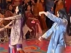 Pakistani women danced to Shararat from Dhurandhar at a wedding. Pakistani women danced to Shararat from Dhurandhar at a wedding.
