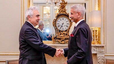 In this image posted on Jan. 5, 2026, External Affairs Minister S Jaishankar with Executive Director of International Energy Agency (IEA) Fatih Birol during a meeting, in Paris, France. (@DrSJaishankar)