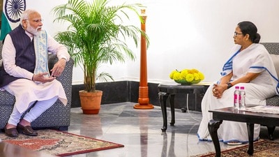 CMর জন্মদিনে বিশেষ বার্তা PM মোদীর CMর জন্মদিনে বিশেষ বার্তা PM মোদীর