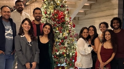 Samantha Ruth Prabhu posted a sweet picture with Raj Nidimoru, Tamannaah Bhatia and friends. Samantha Ruth Prabhu posted a sweet picture with Raj Nidimoru, Tamannaah Bhatia and friends.