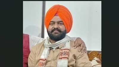 While Jarmal Singh was enjoying the function, the two assailants caught him unawares and opened fire at him, according to eyewitnesses. While Jarmal Singh was enjoying the function, the two assailants caught him unawares and opened fire at him, according to eyewitnesses.