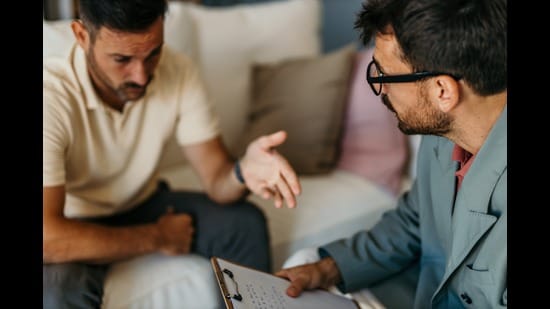 A therapy session in progress. (Shutterstock)