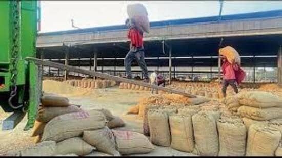 Charuni alleged that the government did nothing to stop the paddy procurement scam. “Several senior officials and employees as well as political leaders are involved in this,” he said.
