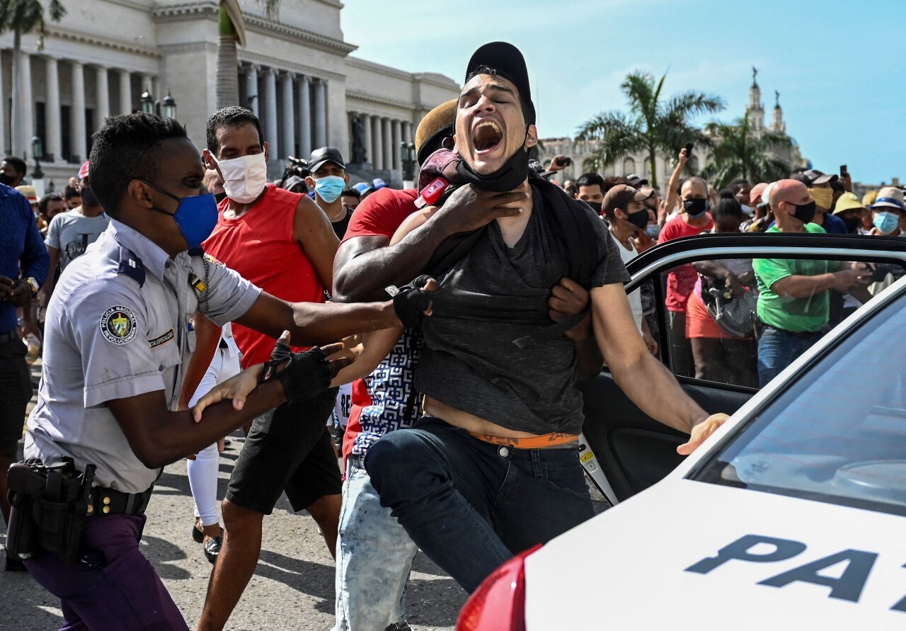 A significant wave of demonstrations rocked Cuba in 2021, though the security services were able to crack down on the protesters. A significant wave of demonstrations rocked Cuba in 2021, though the security services were able to crack down on the protesters.