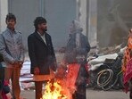 Gurugram recorded a minimum temperature of 5.9 degrees Celsius (°C) on Tuesday and a maximum of 14.1°C. (Parveen Kumar/HT)