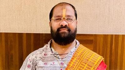 City party chiefs enter fray, raise stakes in civic polls