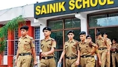 Students in Uniform at a Sainik school (For representation purpose) Students in Uniform at a Sainik school (For representation purpose)