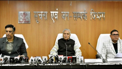 Bihar Planning and Development Minister Bijendra Prasad Yadav addressing a press conference at Soochna Bhawan in Patna, Wednesday (SANTOSH KUMAR/HT) Bihar Planning and Development Minister Bijendra Prasad Yadav addressing a press conference at Soochna Bhawan in Patna, Wednesday (SANTOSH KUMAR/HT)