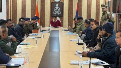 The JCP (L&O) chairing a meeting with senior officers and school representatives on Wednesday. (HT)