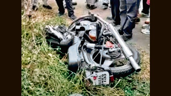 Police officials said Buta and Jagtar were riding the motorcycle, while Gurmukh, a shepherd, was on the cycle. (HT)