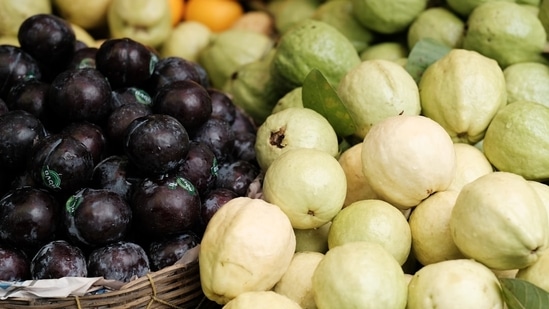 Adding this fruit to your parents' diet can work wonders for their metabolism and heart. (Unsplash)