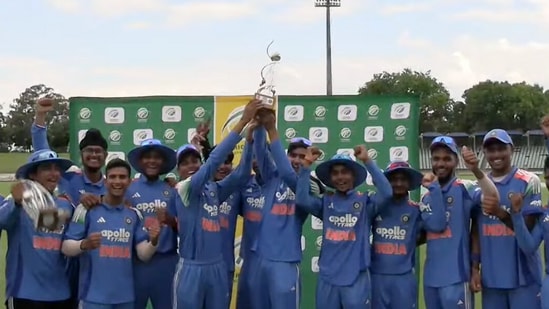IND U19 vs SA U19 Live Score: India's colts wrap up the 3-0 series victory with an absolutely brutal win over South Africa, winning by 233 runs. IND U19 vs SA U19 Live Score: India's colts wrap up the 3-0 series victory with an absolutely brutal win over South Africa, winning by 233 runs.