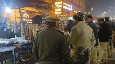 Police officials in action during special drive in Lucknow on Wednesday night. (SOURCED) Police officials in action during special drive in Lucknow on Wednesday night. (SOURCED)