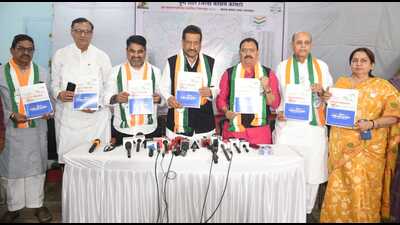 The digital manifesto was unveiled at Congress Bhavan during a joint press conference attended by senior Congress leader and former chief minister Prithviraj Chavan, and former minister and Pune district in-charge MLA Satej Patil. Several senior leaders from both parties were present on the occasion. (HT PHOTO) The digital manifesto was unveiled at Congress Bhavan during a joint press conference attended by senior Congress leader and former chief minister Prithviraj Chavan, and former minister and Pune district in-charge MLA Satej Patil. Several senior leaders from both parties were present on the occasion. (HT PHOTO)