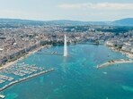 The Fountain Je-Deau at Geneva, Switzerland (Shutterstock)