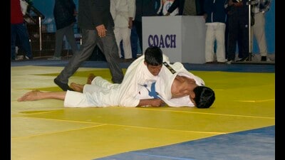 Judo players participating in the ongoing 69th national school games at BCM School in Ludhiana on Friday. (Manish/HT) Judo players participating in the ongoing 69th national school games at BCM School in Ludhiana on Friday. (Manish/HT)