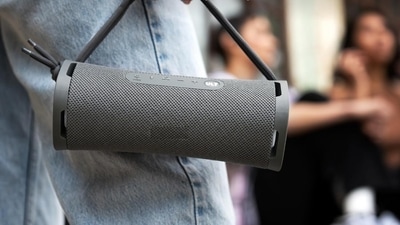 Versatile wireless speakers built for effortless music anywhere. Versatile wireless speakers built for effortless music anywhere.