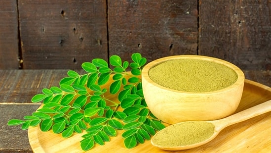 Weight goals on your mind? Add moringa powder to your daily routine (Canva )