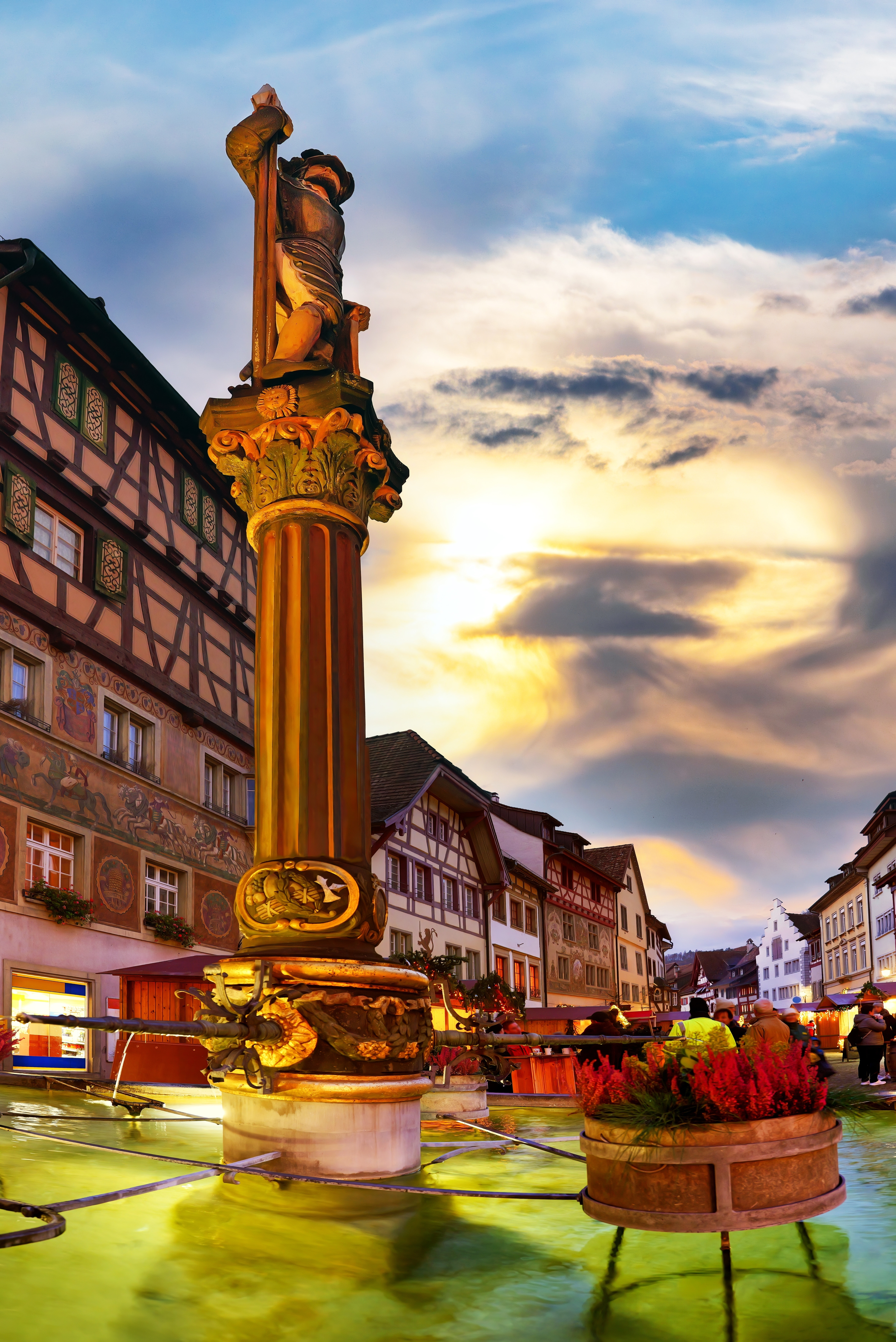 The fountain in Stein am Rhein (Shutterstock) The fountain in Stein am Rhein (Shutterstock)