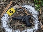 Cops seized two illegal weapons, including one .30-bore pistol and one .32-bore pistol at the encounter site. Cops seized two illegal weapons, including one .30-bore pistol and one .32-bore pistol at the encounter site.