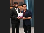 సచిన్​ టెండుల్కర్​తో టెక్నో పెయింట్స్​ ఎండీ శ్రీనివాస్​ రెడ్డి..