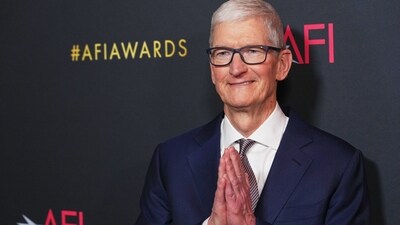 Apple Inc. CEO Tim Cook arrives at the AFI Awards on Friday, Jan. 9, 2026, at the Four Seasons in Los Angeles. (AP Photo/Chris Pizzello) (Chris Pizzello/Invision/AP) Apple Inc. CEO Tim Cook arrives at the AFI Awards on Friday, Jan. 9, 2026, at the Four Seasons in Los Angeles. (AP Photo/Chris Pizzello) (Chris Pizzello/Invision/AP)