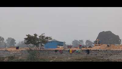 Sub-divisional magistrate (Sadar) Gopesh Tiwari said, “My team and I inspected the site and found no obstruction to the river’s flow (HT PHOTO) Sub-divisional magistrate (Sadar) Gopesh Tiwari said, “My team and I inspected the site and found no obstruction to the river’s flow (HT PHOTO)