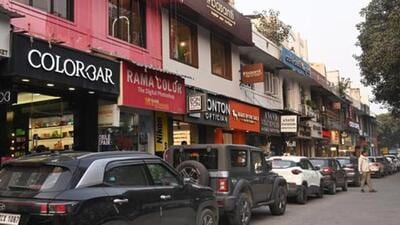 The project, estimated at ₹1.21 crore, is expected to be completed by April 2026, NDMC officials said. (Arvind Yadav/Hindustan Times) The project, estimated at ₹1.21 crore, is expected to be completed by April 2026, NDMC officials said. (Arvind Yadav/Hindustan Times)