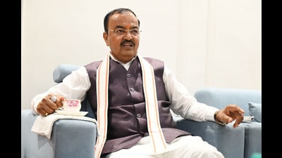 UP deputy CM Maurya pushes canteens, autos for SHGs to create ‘lakhpati didis’ UP deputy CM Maurya pushes canteens, autos for SHGs to create ‘lakhpati didis’