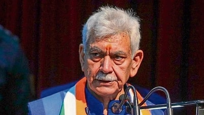 Design curriculum that inspires innovation, cutting-edge research: J&K L-G to Rajouri varsity Design curriculum that inspires innovation, cutting-edge research: J&K L-G to Rajouri varsity