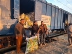 The first fertiliser freight train arrived at Anantnag goods terminal on Tuesday paving way for further strengthening of the agricultural sector in Kashmir. (HT Photo)