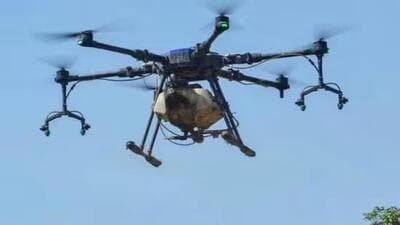 Close on the heels of multiple sightings of Pak drones along the Line of Control (LoC) and Indo-Pak international border (IB) on Sunday, at least four suspected Pakistani drones were sighted again along the de-facto border in Rajouri district on Tuesday, prompting army to open automatic gun-fire. (HT File) Close on the heels of multiple sightings of Pak drones along the Line of Control (LoC) and Indo-Pak international border (IB) on Sunday, at least four suspected Pakistani drones were sighted again along the de-facto border in Rajouri district on Tuesday, prompting army to open automatic gun-fire. (HT File)