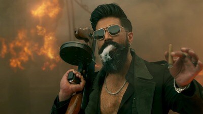 టాక్సిక్ టీజర్ లో యష్ టాక్సిక్ టీజర్ లో యష్