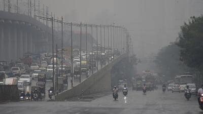 118 AQI: Citizens say air quality will decide their vote. (Photo by Vijay Bate/HT Photo) 118 AQI: Citizens say air quality will decide their vote. (Photo by Vijay Bate/HT Photo)
